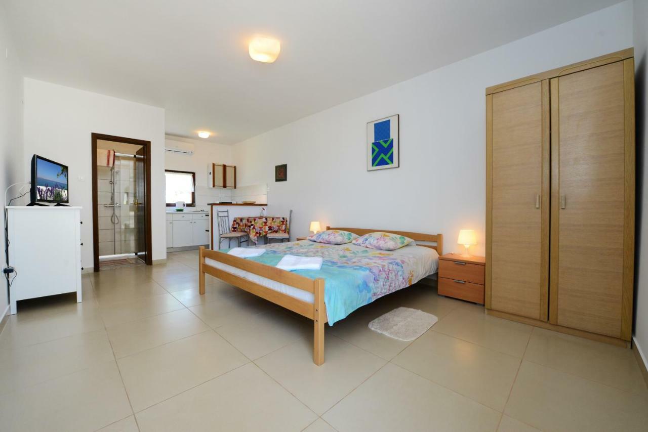 Beautiful Apartments First Row To The Sea Porec Ngoại thất bức ảnh