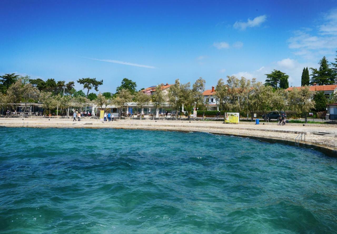 Beautiful Apartments First Row To The Sea Porec Ngoại thất bức ảnh