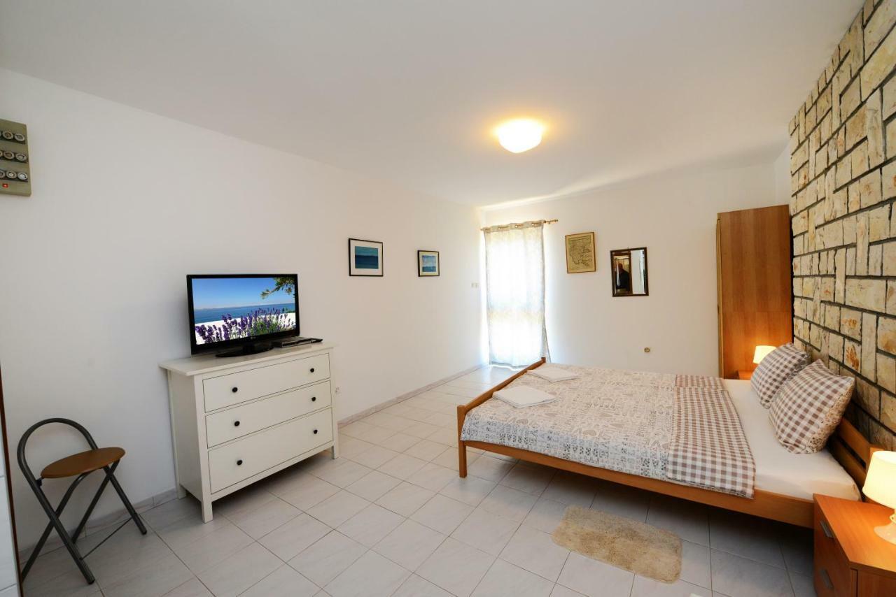 Beautiful Apartments First Row To The Sea Porec Ngoại thất bức ảnh