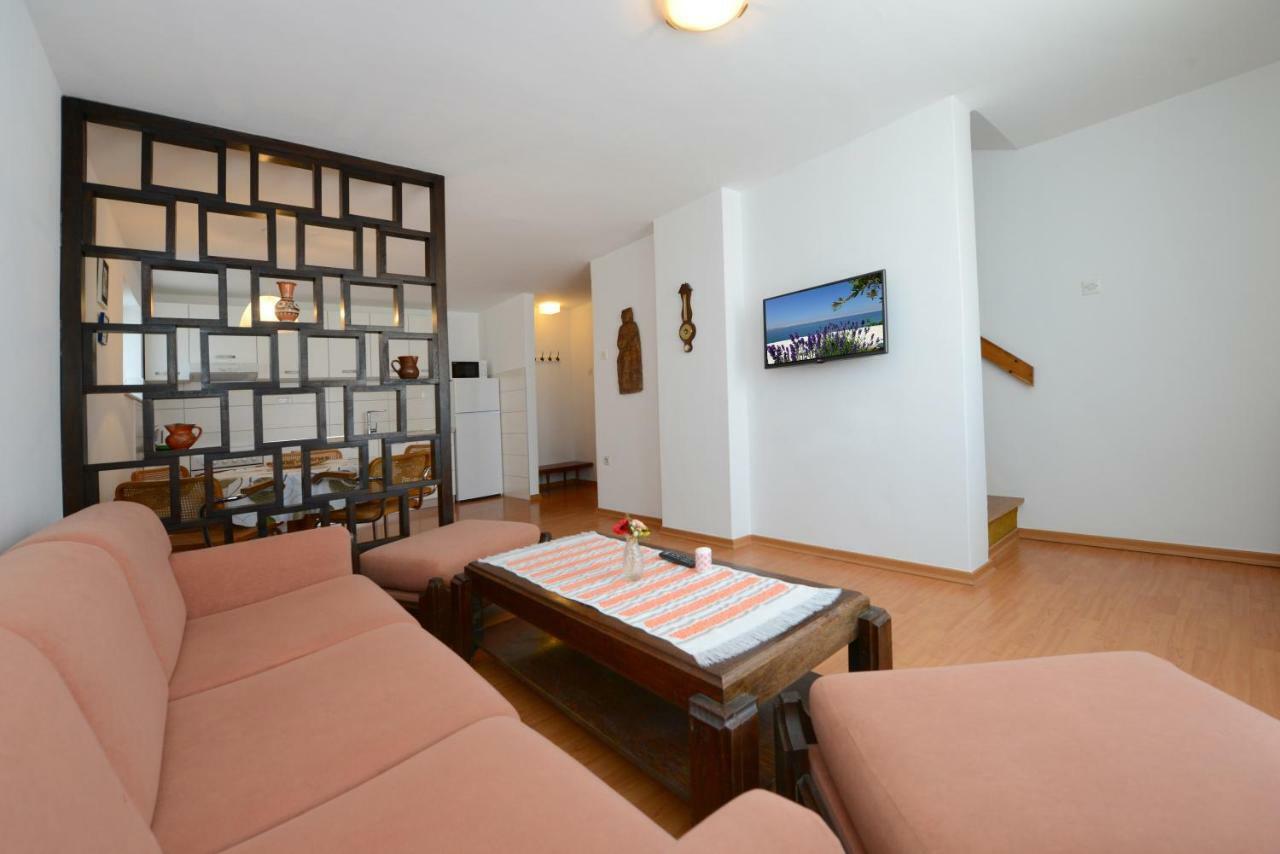 Beautiful Apartments First Row To The Sea Porec Ngoại thất bức ảnh