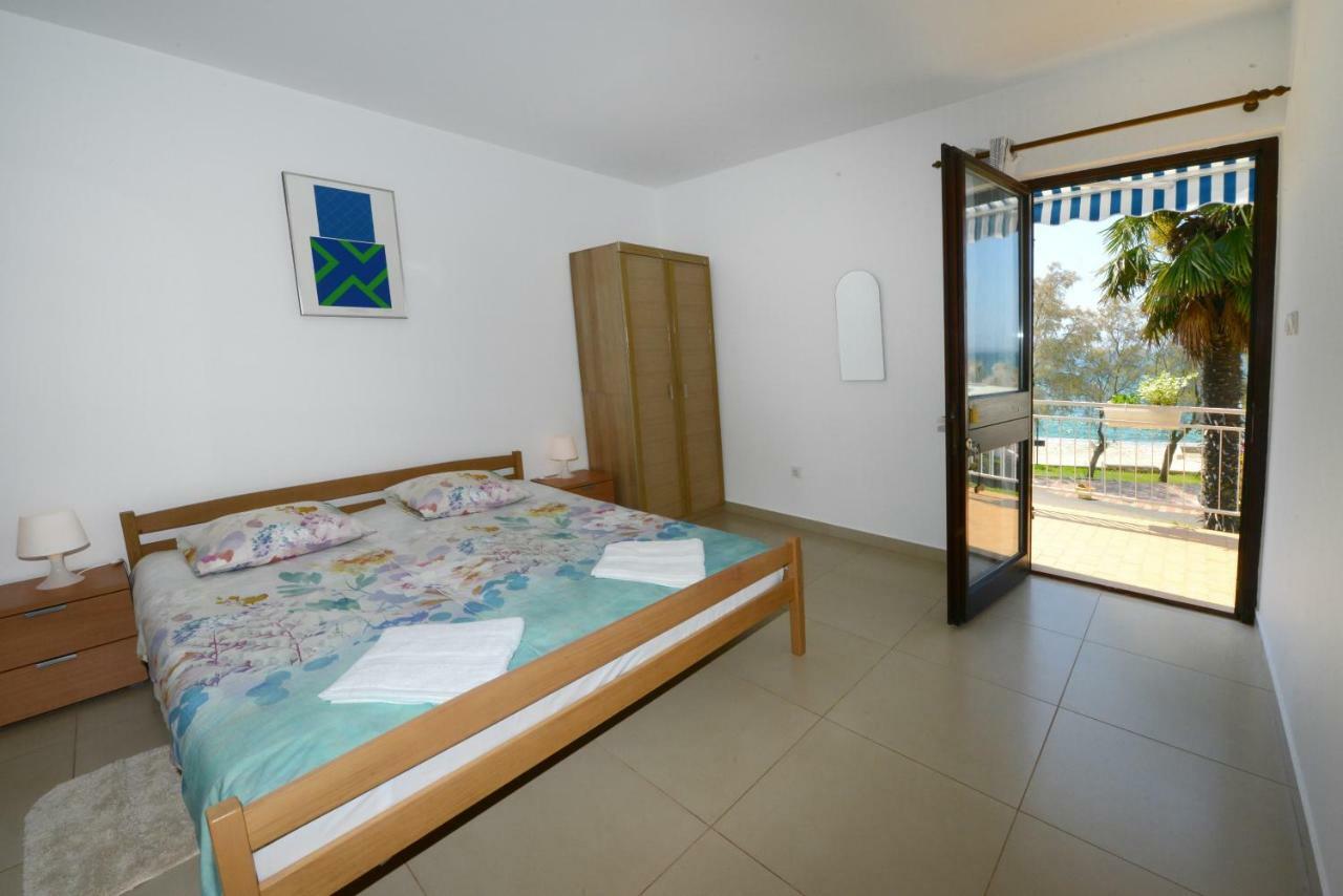 Beautiful Apartments First Row To The Sea Porec Ngoại thất bức ảnh