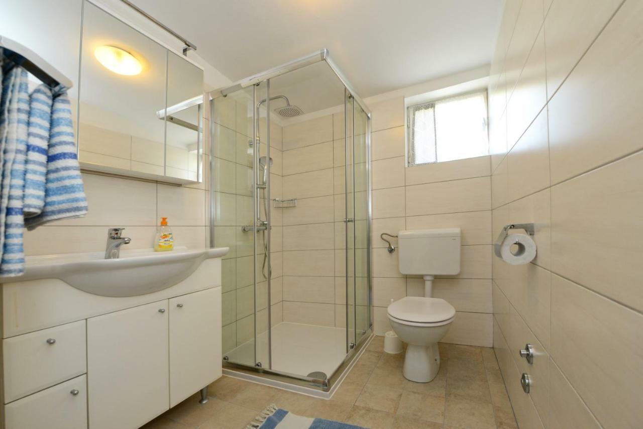 Beautiful Apartments First Row To The Sea Porec Ngoại thất bức ảnh