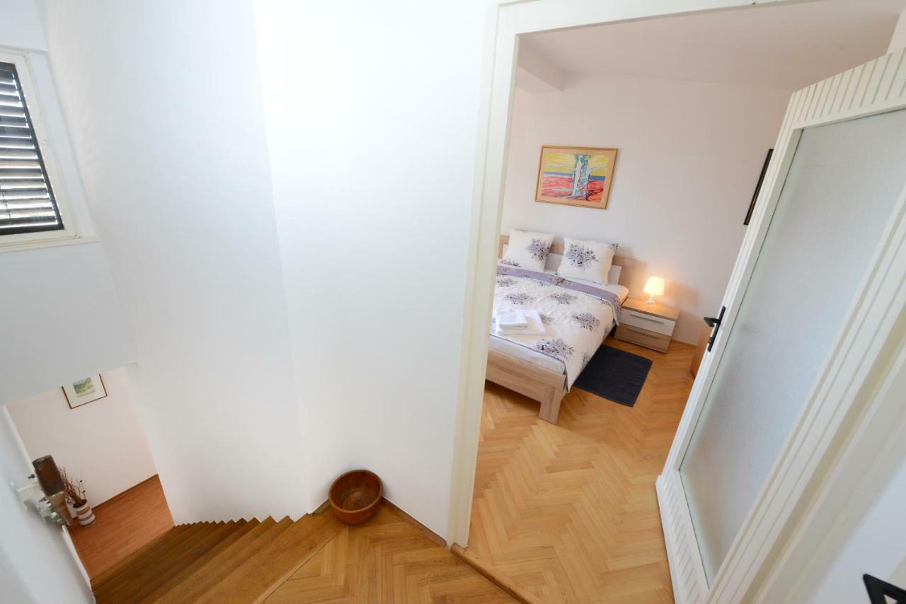Beautiful Apartments First Row To The Sea Porec Ngoại thất bức ảnh